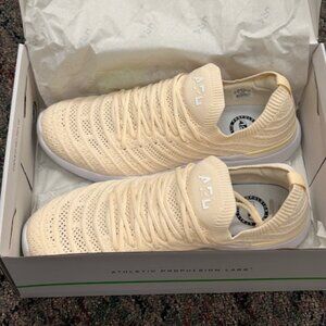 New APL Techloom Wave Size 11.5 Vanilla/Pristine White/Melange